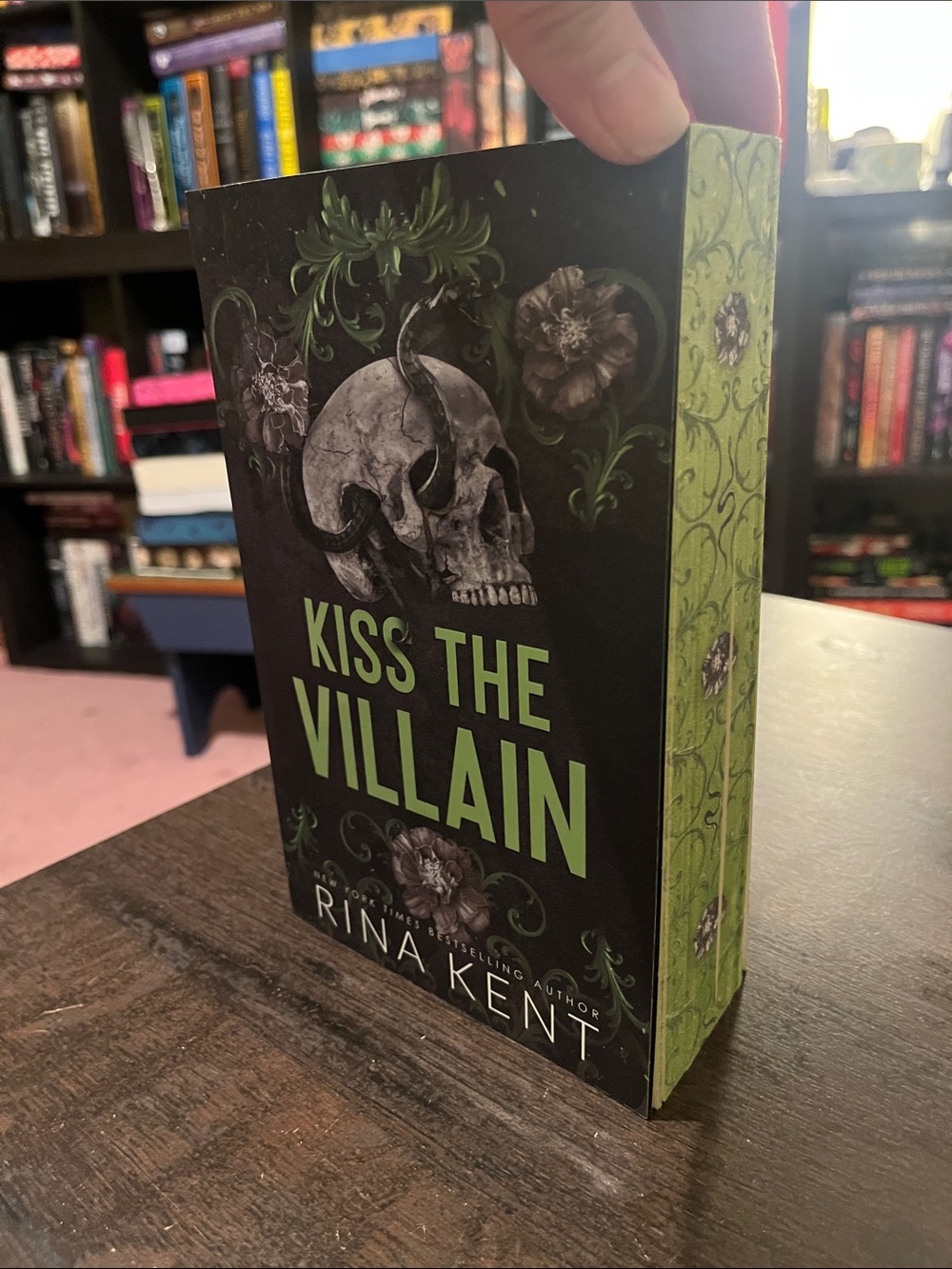 Kiss The Villain by Rina Kent - sprayed edge edition